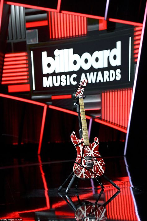 Billboard Music Awards 2020 winners: Billie Eilish and Post Malone are big winners | Daily Mail Online Kanye West Albums, Top Country Songs, Radio Song, R&b Albums, Billboard Awards, Kirk Franklin, Bethel Music, Maren Morris, Lauren Daigle