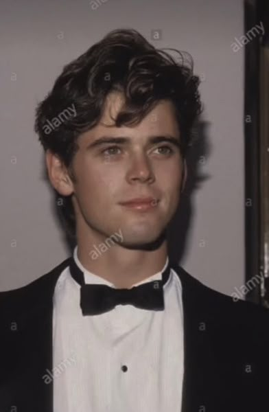 Tomas Howell, Thomas C Howell, Matt Dillon The Outsiders, Outsiders Ponyboy, The Outsiders Ponyboy, Tommy Howell, 80’s Men, 80s Guys, The Outsiders Imagines