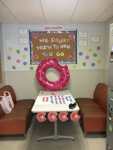 Going away party , donut theme. Workplace appropriate Party For Coworker Leaving, Farwell Co Worker Party Decor, You Did It Party Ideas, Coworker Leaving Decorations, Donut Farewell Party, Employee Farewell Party Ideas, Good Bye Poster Ideas, Employee Leaving Party, Coworker Leaving Party Themes