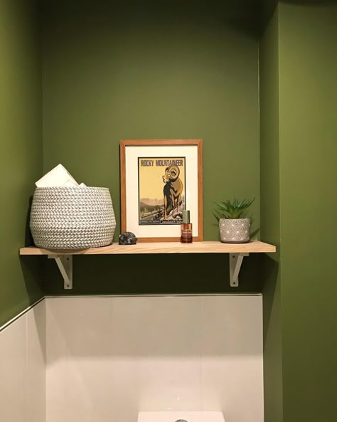 Farrow And Ball Sap Green, Sap Green Farrow And Ball, Green Bedroom Wall, Wall Colour Ideas, Farrow And Ball Living Room, Green Bedroom Walls, Comfy Things, Green Painted Walls, Sap Green