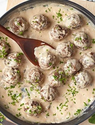 SWEDISH MEATBALLS MADE WITH CAMPBELL’S® CREAM OF MUSHROOM SOUP - Campbells Food Service Swedish Meatballs With Cream Of Mushroom Soup, Meatballs And Mushroom Soup, Meatballs In Cream Of Mushroom Soup, Cream Of Mushroom Soup Meatballs, Creamy Mushroom Meatballs, Swedish Meatballs With Cream Of Mushroom, Meatballs In Mushroom Soup, Meatballs Mushroom Soup, Meatballs With Mushroom Soup