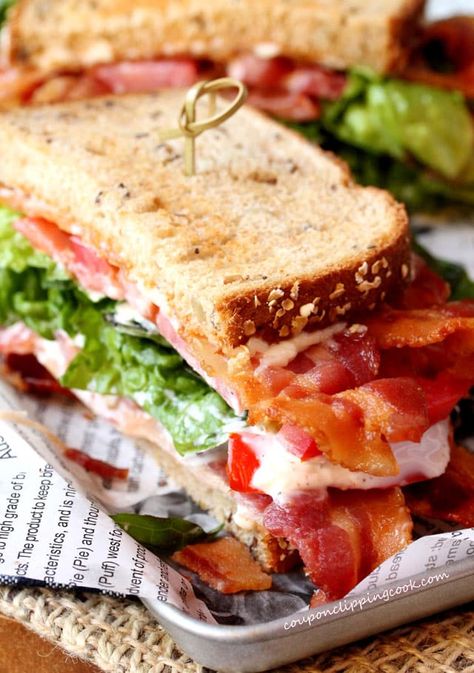 BLT Bacon Sandwich on plate Tomato Bacon Sandwich, Blt On Ciabatta, Bacon Sandwich Ideas, Breakfast Blt, Blt Grilled Cheese, Hawaiian Bread Rolls, Comfort Food Appetizers, Blt Sandwiches, Classic Blt Sandwich