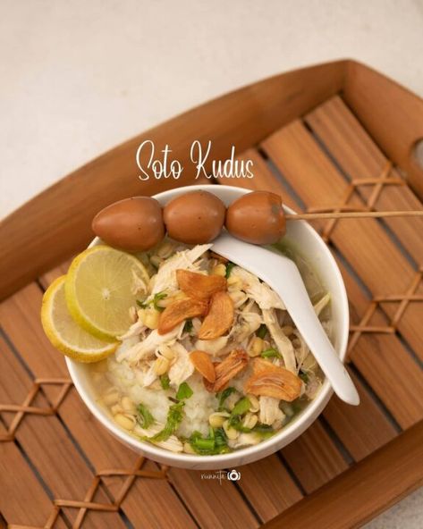 Resep Soto Kudus dari @dapurbundaaleena Soto Kudus, Food Pic, Indonesian Cuisine, Cooking Tutorials, Indonesian Food, Part 4, Traditional Food, Food Hacks, Food Photography