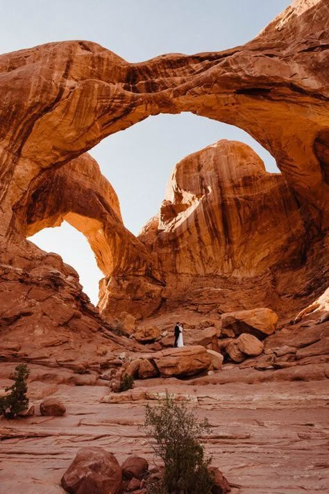 Record Photography, Modern Bohemian Wedding, Deserts Of The World, Desert Environment, Canyonlands National Park, Sunrise And Sunset, Utah National Parks, Arches National Park, Matte Painting