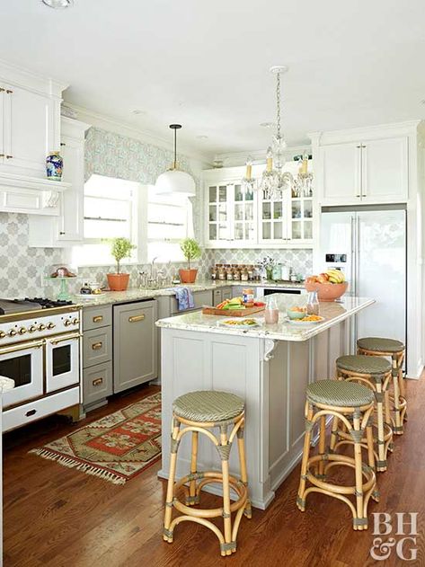 bright kitchen with green accents Best Flooring For Kitchen, Kitchen Runners, Kitchen Floor Plan, Cleaning Painted Walls, Kitchen Floor Plans, Glass Cooktop, Vinegar Cleaning, Deep Cleaning Tips, Image Ideas