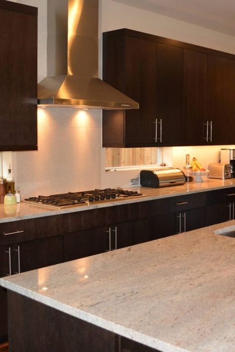 Espresso Brown Kitchen Cabinets, Dark Cabinets With Light Granite, Dark Cabinets With Light Countertops, Dark Walnut Kitchen Cabinets, Light Granite Countertops, Kitchen Counter Design, Penthouse Kitchen, Dark Brown Kitchen, Light Countertops