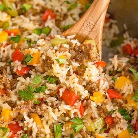 Sausage And Rice Stir Fry, Rice Breakfast Recipes, Ground Sausage Recipes, Sweet Pepper Recipes, Sausage Rice, Stuffed Pepper Casserole, White Rice Recipes, Sage Sausage, Ground Italian Sausage