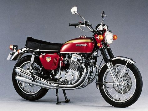 Honda Cb Series, Yamaha Rd 350, Classic Honda Motorcycles, Cb 750 Cafe Racer, Motor Klasik, Vintage Honda Motorcycles, Honda 750, Soichiro Honda, Ducati 916