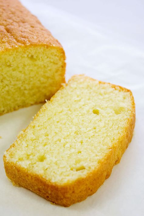 Healthy Pound Cake Recipe, Low Calorie Cake Recipes, Pound Cake Recipes Easy, Healthy Cakes, Pecan Pies, Loaf Cakes, Healthy Cake Recipes, Bake Goods, Pound Cake Recipe