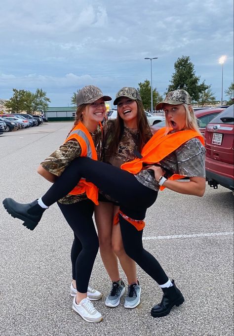 Country Outfits Football Game, Country Night Football Game Theme, Cameo Theme Football Game, Camo Outfits For Football Games, Country Student Section Theme, Camo Football Theme Outfit, Camp Football Game Theme, Camo Dress Up Day At School, Camo Fnl Outfit