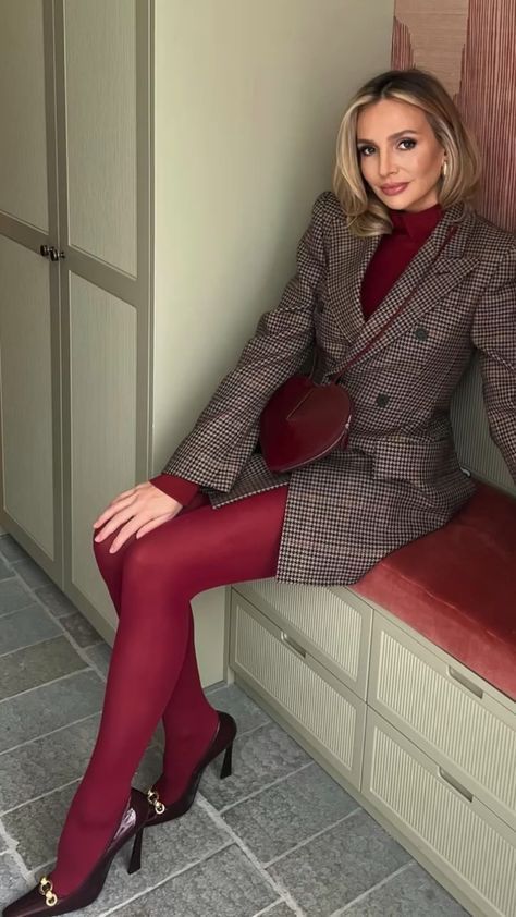 Burgundy Color Outfits, Tights With Heels Outfit, Alaia Heart Bag Outfit, Red Stockings Outfit Tights, Colored Tights Outfit Winter, Burgundy Red Outfit, Burgundy Stockings Outfits, Red Combo Outfit, Red Tights Outfit Winter