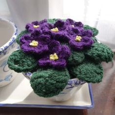 Finished pot on windowsill African Violet Pots, Felted Flowers, Ravelry Crochet, Crochet Cactus, Violet Flowers, Crocheted Flowers, Crochet Plant, Crochet Sunflower, Crochet Inspo