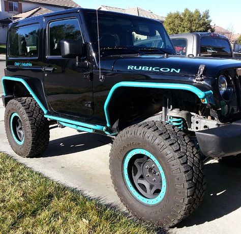 Teal jeep rubicon I need this baby❤️ Jeep Wrangler Girly, Black Jeep Wrangler, White Jeep, Blue Jeep, Tj Wrangler, Hors Route, Black Jeep, Dream Cars Jeep, Cool Jeeps