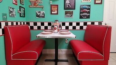 Retro Booth, Booth Seating Restaurant, Diner Booth, Booth Seat, 1990 Style, Diner Table, Restaurant Booth, Pallet Seating, Diner Decor