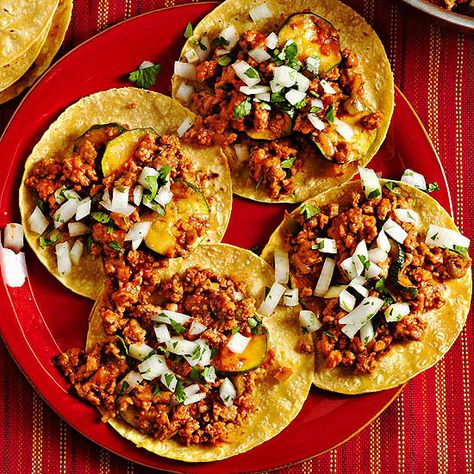 Zucchini and ground pork are the base for our simple chipotle-spiced, one-skillet tacos: http://www.bhg.com/recipes/ethnic-food/mexican/mexican-dinner-recipes/?socsrc=bhgpin042014chorizocalabazatacos&page=1 Healthy Mexican Recipes, Mexican Dinner Recipes, Taco Pasta, Taco Pizza, Mexican Tacos, Healthy Mexican, Best Mexican Recipes, Taco Dip, Mexican Dinner