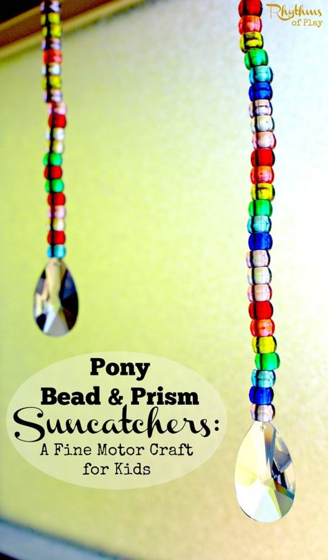 Pony bead & prism suncatchers: A fine motor craft for kid Bead Projects Ideas, Prism Suncatchers, Eclipse Party, Solstice Party, Summer Themes, Mirror Charms, Pony Bead Crafts, Arts And Crafts For Teens, Suncatcher Craft