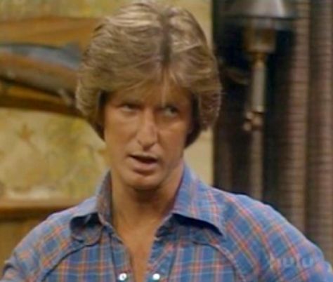 Gary Sandy - WKRP Gary Sandy, Top Tv Shows, Tv Land, Great Tv Shows, Old Tv Shows, Human Soul, Vintage Tv, Celebrity Portraits, Tv Characters