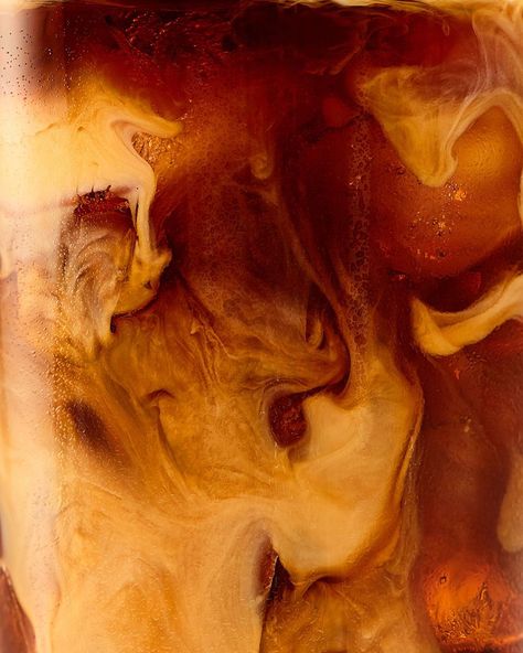 Iced Coffee Close Up, Coffee Close Up, Coffee Product Photoshoot, Coffee Still Life Photography, Food Close Up, Iced Coffee Photography, Drink Photography Ideas, Coffee Still Life, Coffee Texture