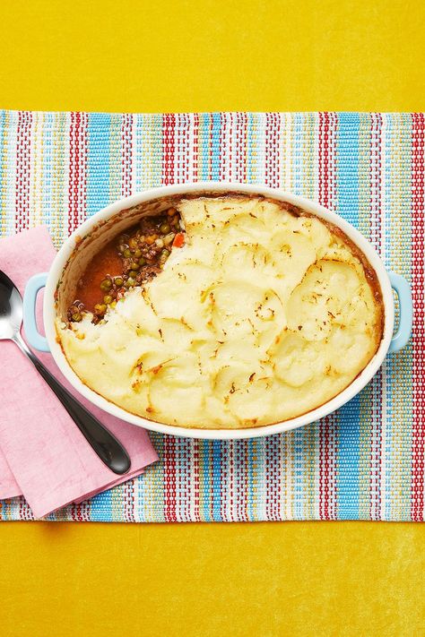 shepherds pie Shepherds Pie Pioneer Woman, Shepards Pie Freezer Meal, Shepherds Pie Freezer Meal, Can You Freeze Shepards Pie, Freezer Shepards Pie Pioneer Woman, Leftover Mashed Potato Recipes, Shepherds Pie Recipe Pioneer Woman, Rv Food, Classy Food