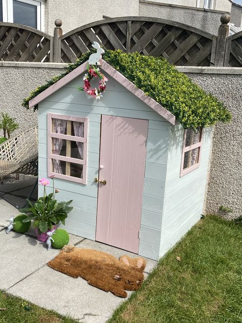 Wendy House Ideas, Play Cottage, Kids Fairy Garden, Backyard Kids Play Area, Diy Playhouse, Wendy House, Tree House Kids, Shed Colours, Playhouse Outdoor