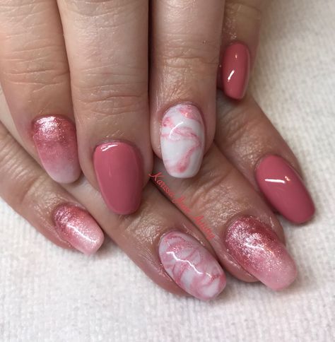 Magenta Nails, Water Marble Nail Art, Mauve Nails, Water Marble Nails, Water Color Nails, Marble Nail Designs, Rose Nail Art, Marble Nail Art, Summery Nails