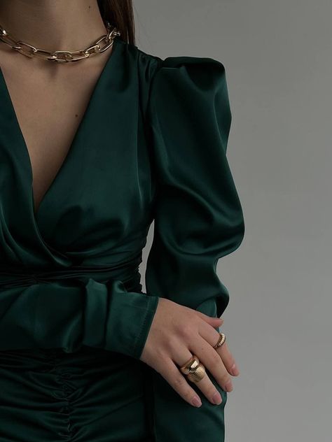 Green Dress Emerald, Emerald Green Silk Dress Long, Emerald Graduation Dress, Dark Green Dress Long Sleeve, Dark Green Silk Dress Aesthetic, Dark Green Aesthetic Dress, Emerland Green Aesthetic, Dark Green Dress Gold Accessories, Long Sleeve Silk Dress Short