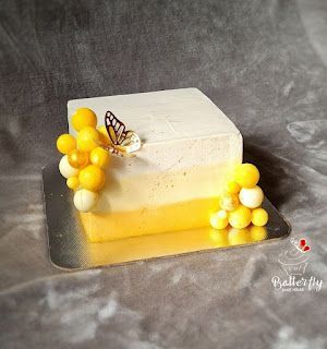 Yellow Colour Cake Designs, Cake Squares Decoration, Yellow Colour Cake, Yellow Square Cake, Yellow Theme Cake, Square Shape Cake Designs, Yellow Cake Designs Birthday, Square Cake Design Birthdays, Square Birthday Cake Ideas