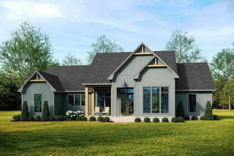 3-Bedroom Single-Story Modern Farmhouse with Spacious Rear Porch (Floor Plan) Porch Floor Plan, Transitional House Plans, Porch Floor, Cottage Style Homes, Living Modern, Modern Farmhouse Living Room, Farmhouse House, Farmhouse Plan, Transitional House