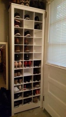 Entryway Cubby, Shoe Storage White, Aesthetic Shoe, Shoe Rack Bedroom, Shoe Aesthetic, Cubby Organizer, Closet Renovation, Shoes Aesthetic, Closet Layout