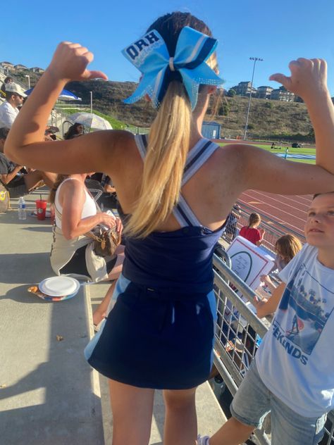 Cute Cheer Bows, Cute Cheer Pictures, Cheerleading Hairstyles, Cheer Hair, Cheer Outfits, Cheer Pictures, Cheer Bow, Cheer Bows, Sporty Hairstyles