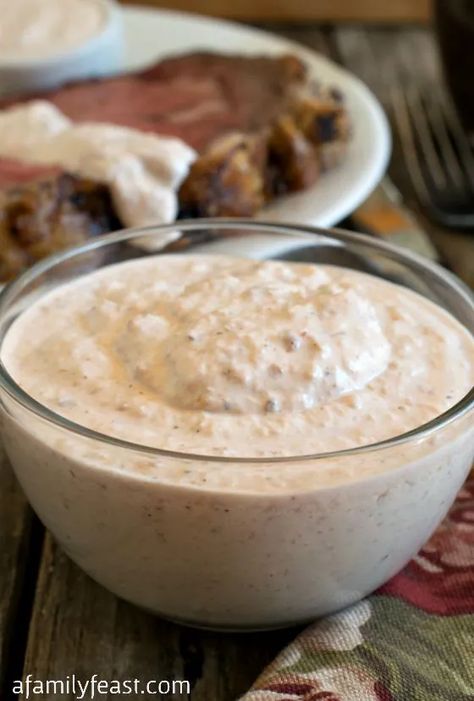 Creamy Horseradish Sauce - A Family Feast® Roast Beef Dishes, Prime Ribs, Creamy Horseradish, Sauce Béarnaise, Creamy Horseradish Sauce, Rib Sauce, Horseradish Sauce, Sauce Hollandaise, Marinade Sauce