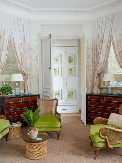 Tom Scheerer Transforms a Picturesque Flat on Île Saint-Louis Into an Inviting Home Away From Home | Architectural Digest Tom Scheerer, Bespoke Beds, Wicker Headboard, Paris Home, Glass Doors Interior, Four Poster, Inviting Home, Leather Ottoman, French Furniture