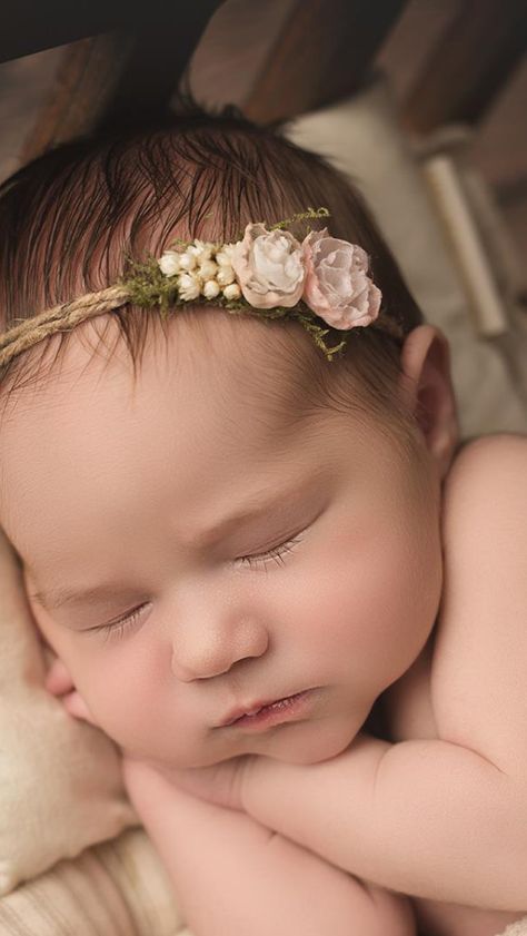 New Born Baby Hair Bands, Flower Girl Ideas, Tieback Headbands, Baby Hair Bands, Newborn Tieback, Flower Hair Pieces, Newborn Baby Photos