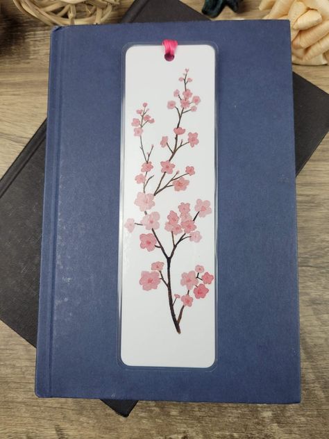 Cherry Blossom Bookmark, Watercolor Flower Bookmark, Bookmarks Handmade Watercolor, Reader Journal, Bookmark Inspiration, Sneaker Painting, Painted Bookmarks, Watercolor Night Sky, Floral Bookmarks