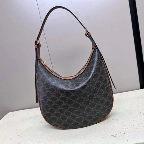 Celine Heloise Hobo Bags 114712 - Replica Bags and Shoes online Store - AlimorLuxury Bags And Shoes, Hobo Bags, Celine Bags, New Handbags, Shoes Online, Cowhide Leather, Online Store, Womens Sizes, Size Medium