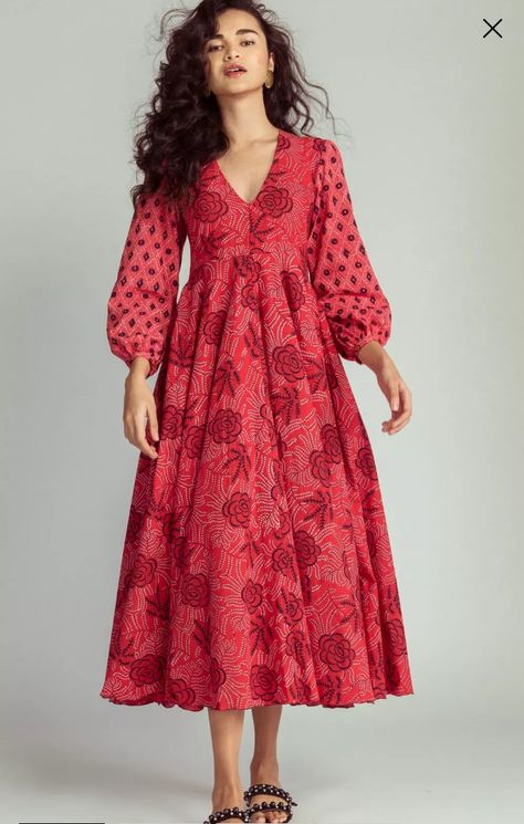 Indian Maternity Wear, Red Floral Maxi Dress, Simple Frock Design, Stylish Kurtis Design, Long Frock Designs, Simple Frocks, Casual Indian Fashion, Floor Length Dress, Gowns For Girls