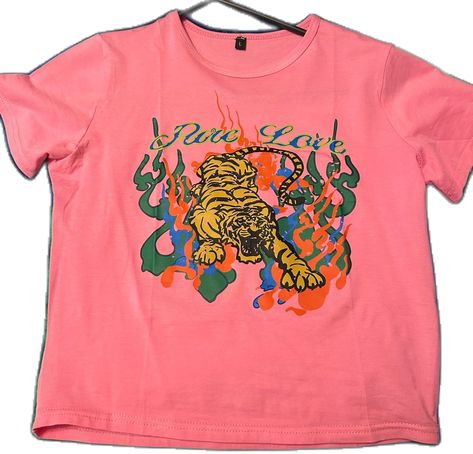 Urban Outfitters Shirt, Pink Tiger, Urban Outfitters Top, Tiger Shirt, Baby Graphic Tees, Pure Love, Cute Preppy Outfits, 8th Grade, Pink Tshirt