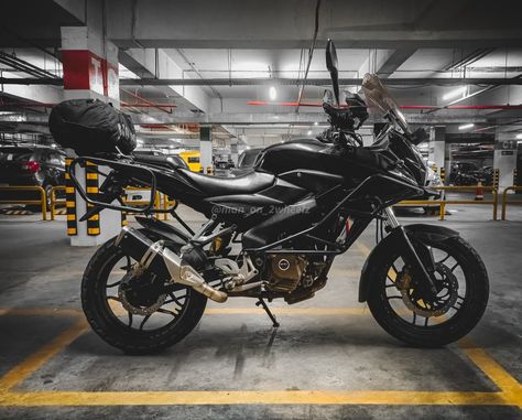 Modified Bajaj Pulsar AS200 Pulsar 220, Ken Roczen, Bajaj Pulsar, Gym Poster, Cafe Racer Bikes, Cafe Racer, Motorcycles, Cafe, Bike