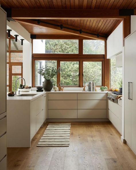 kitchen views after & before. design @jpzinteriors photo @lomillerphoto styling @_meandmo_ #kitchen #kitchendesign… | Instagram Best Kitchen Interior Design, Mcm Inspired Kitchen, Kitchen Architecture Design, Wooden Floor Kitchen, Windows In Kitchen, Mcm Interior Design, Kitchen With A View, Midcentury Kitchen, Wooden Ceiling