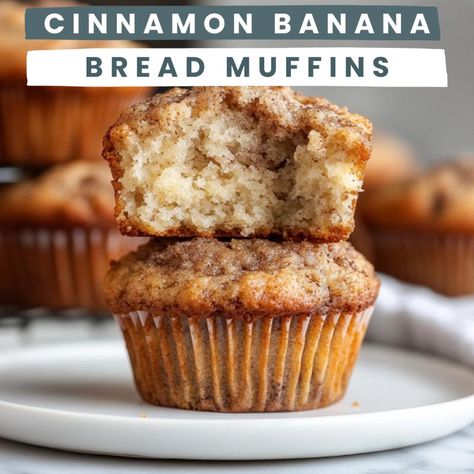 Cinnamon Banana Bread Muffins Banana Recipes No Bake, Mini Banana Bread Recipe, Banana Bread Mini Muffins, Moist Banana Bread Muffins, Banana Cinnamon Muffins, Best Muffin Recipe, Banana Muffin Recipe Easy, Muffin Recipes Cinnamon, Banana Bread Muffin Recipe