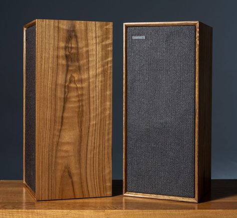 Wood Speakers Design, Modern Speakers, Floor Speakers, Speaker Wall, Wood Speakers, Wooden Speakers, Sound Room, Vintage Speakers, Living Room Setup