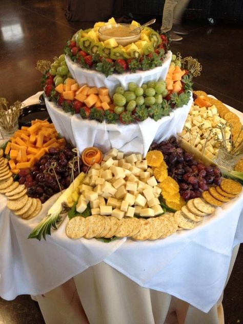 Appetizer Tables For Weddings, Fruit And Cheese Table Wedding, Hors D’oeuvres Wedding Reception, Round Appetizer Table Display, Apettizer Table, Appetizer Table For Wedding, Simple Wedding Appetizer Table, Charcuterie Round Table, Round Buffet Table Food Displays