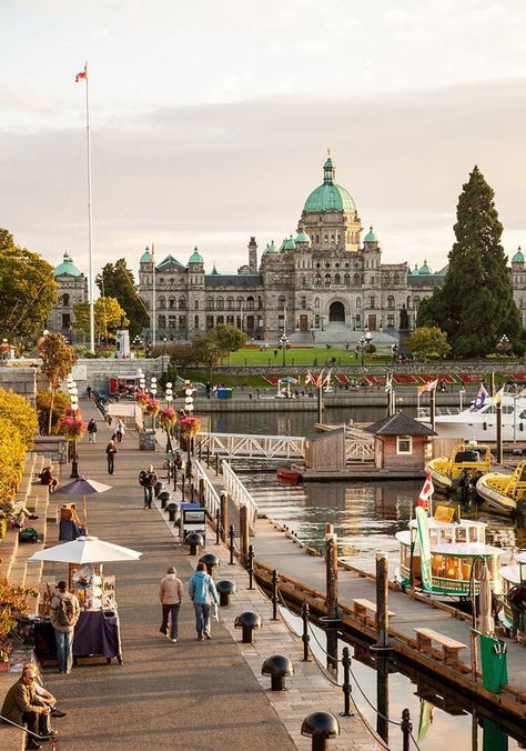 This flexible and customizable itinerary features all of the highlights of Vancouver and Victoria, Canada, and includes where to dine along the way. British Columbia Road Trip, Vancouver Travel, Canada Vancouver, Victoria Canada, Victoria Bc Canada, Butchart Gardens, Victoria British Columbia, Vancouver British Columbia, Vancouver Canada