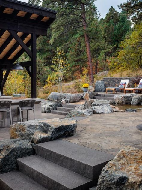 Lake Landscaping, Landscaping A Slope, Patio Steps, Beach Patio, Dream Deck, Landscaping With Boulders, Hardscape Design, Back Garden Design, Flagstone Patio