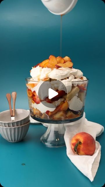 Tami 🍊| Chef | Recipe Dev | Classes | TV | PEACH TRIFLE (recipe👇🏼)
 
When Peach season is in session you know summer is at it finest! This quick chilled icebox trifle takes only 25... | Instagram Peach Trifle, Delicious Deserts, Trifle Recipe, Ice Box, Chef Recipes, Trifle, Chef, Tv, Instagram