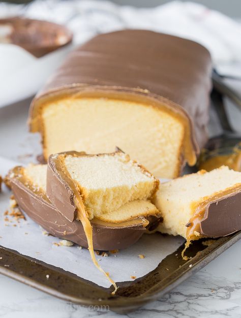 This super easy Twix Pound Cake is a quick dessert that only takes 4 ingredients! Twix Cake, Vegetarian Cake, Gateaux Cake, Easy Treats, Pound Cake Recipes, Piece Of Cake, Quick Desserts, Food Cakes, Tasty Food