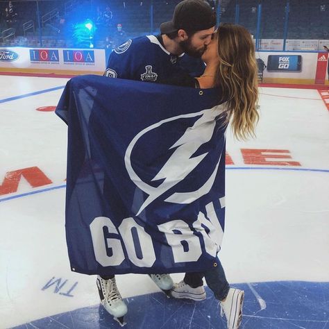 💙Tampa Bay Lightning WAG's💙 on Instagram: “These two 🥰💙⚡️😍 Scott Wedgewood and Brittany English ❤️ #tblightning #tampabaylightning #gobolts #bethethunder #nhl #stanleycupchampions” Hockey Wife, Hockey Girlfriend, Girl Drama, Relatable Crush Posts, Hockey Life, Stanley Cup Champions, Tampa Bay Lightning, Big Shot, Hockey Players