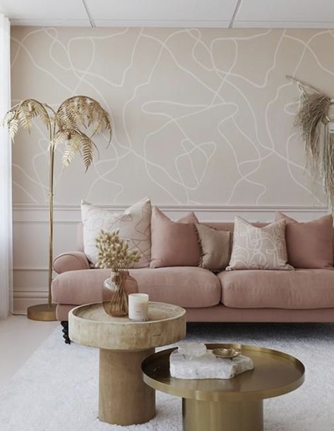 Modern Traditional Boho Living Room, Blush Pink Sofa Living Room, Living Room Pink Sofa, Dusty Pink Sofa, Pink Sofa Living Room Ideas, Pink Couches, Pink Sofa Living Room, Pink Sofa, Pink Living Room