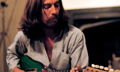 Here Comes The Sun with a re-discovered George Harrison solo George Beatles, Olivia Harrison, Pattie Boyd, Beatles George, Ukulele Chords, Tom Petty, The Fab Four, I'm With The Band, Guitar Solo