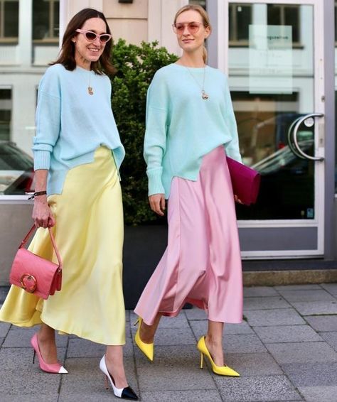 Mode Pastel, Fashion Me Now, Color Blocking Outfits, Pastel Outfit, Paris Mode, Pastel Fashion, Retro Mode, Street Style Trends, Outfit Trends